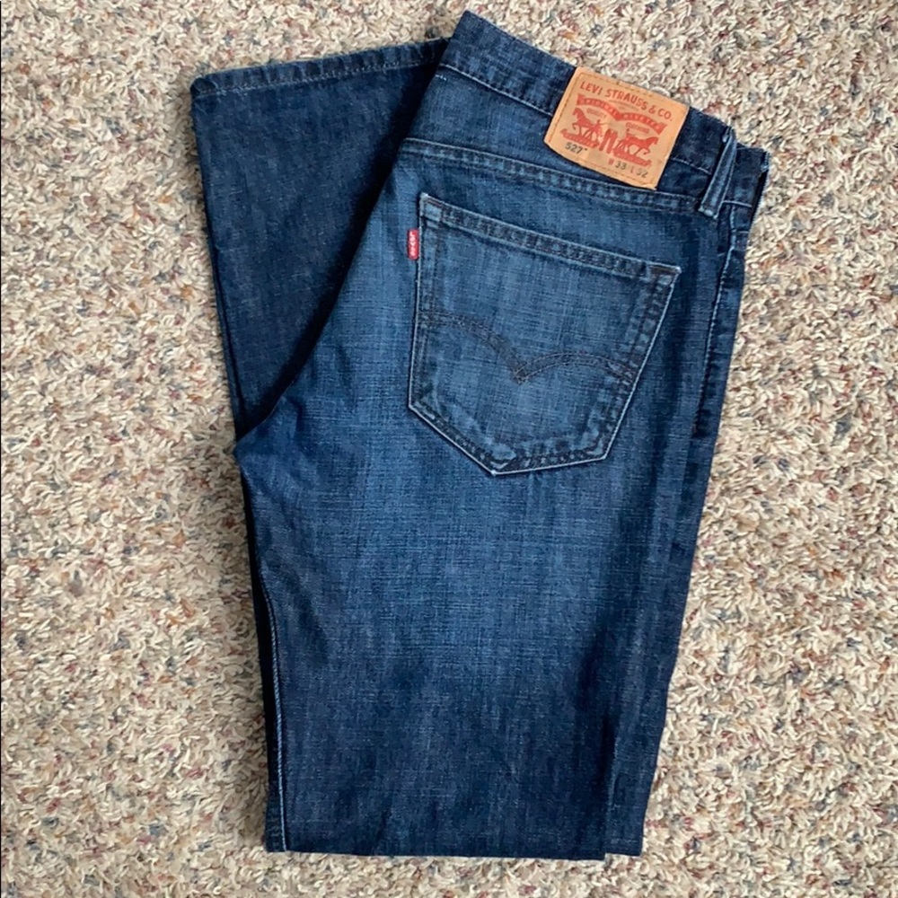 Levi’s men’s 527 bootcut jeans. Dark blue denim.